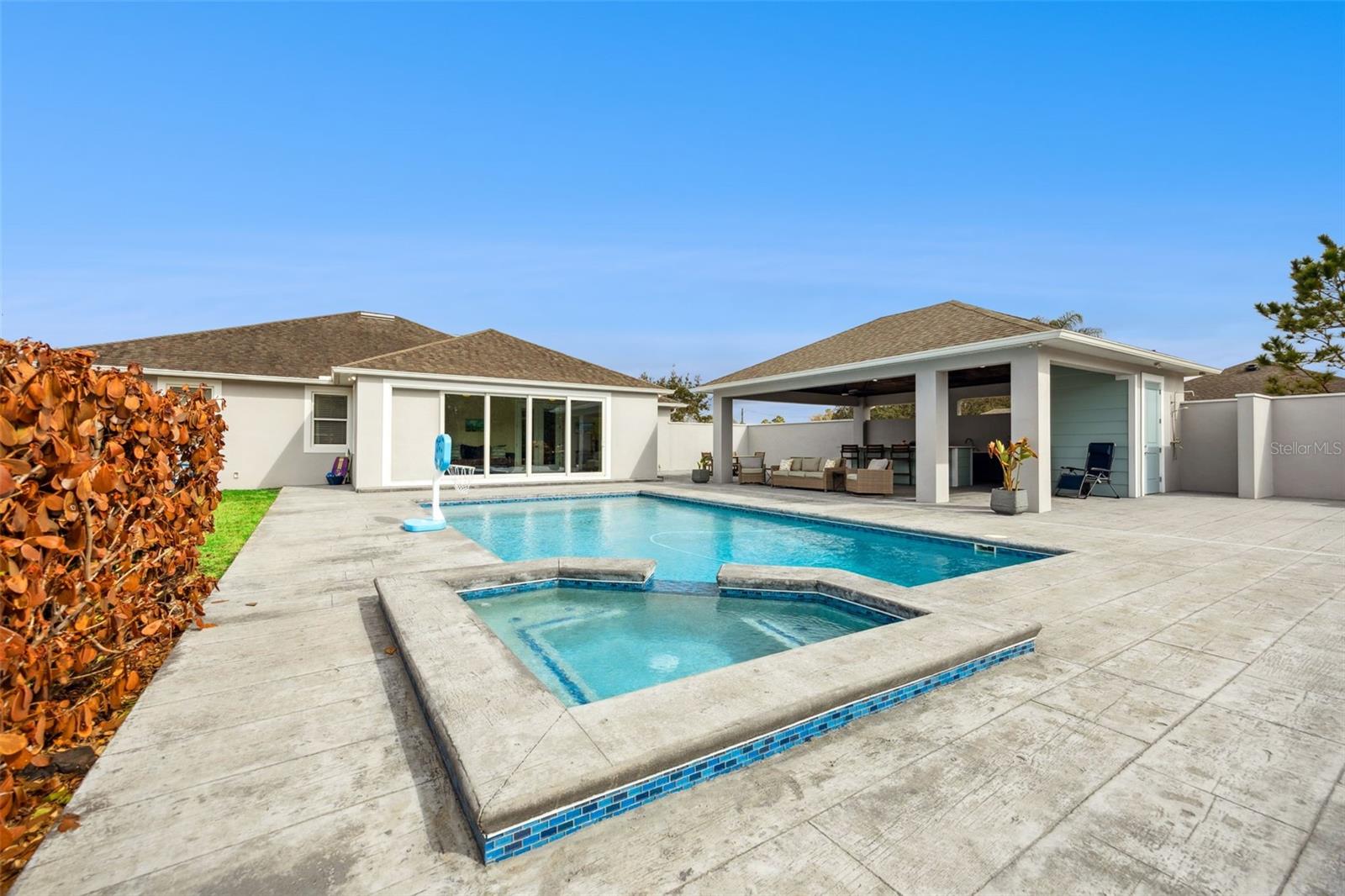 BAY LAKE RANCH UNIT 1 - Residential