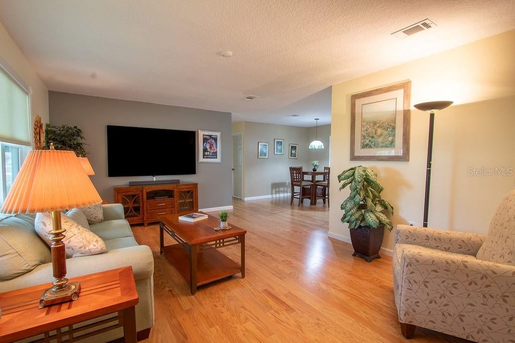 62 ABERDEEN CIRCLE