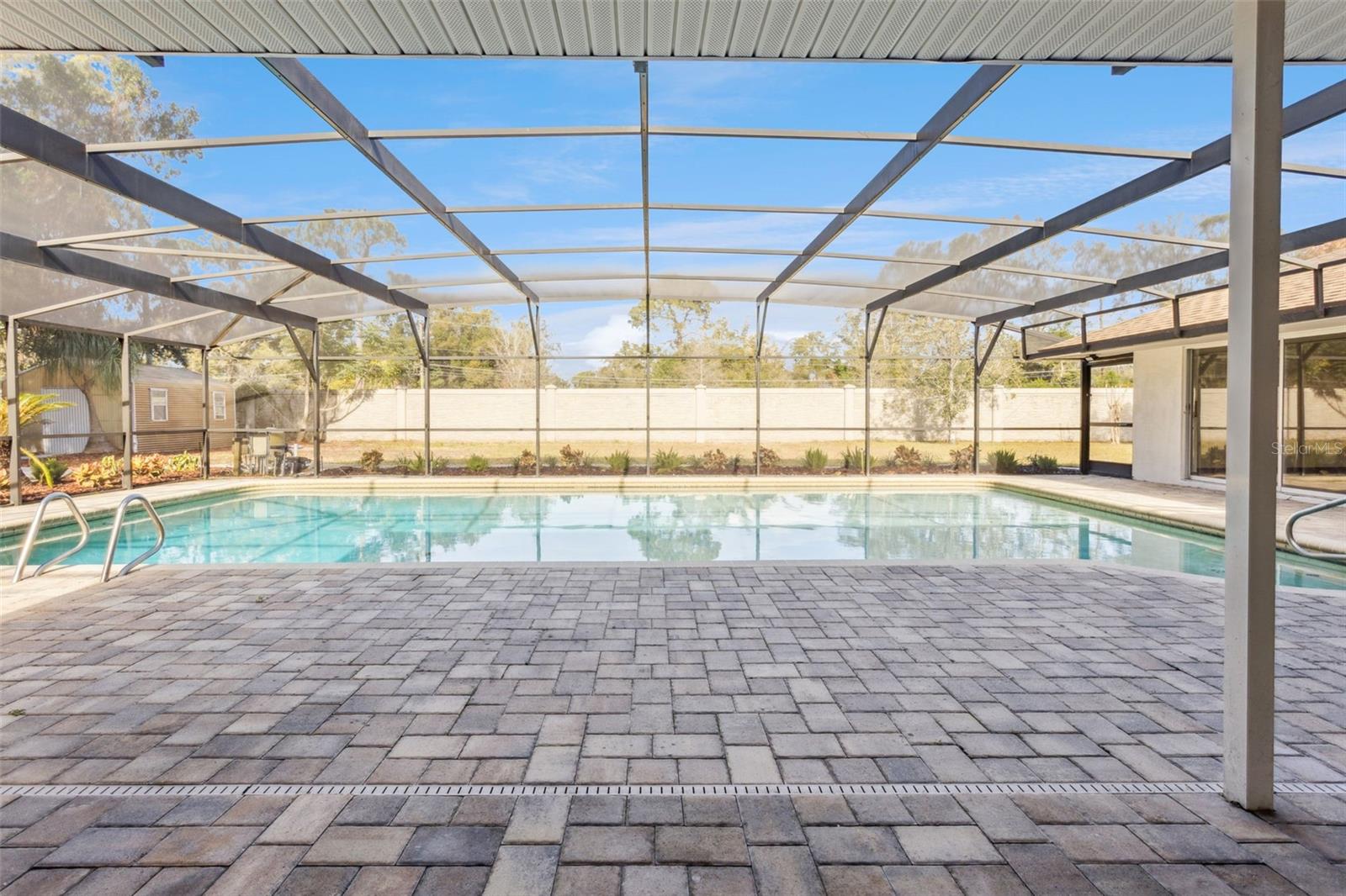 KNOLLWOOD - Residential