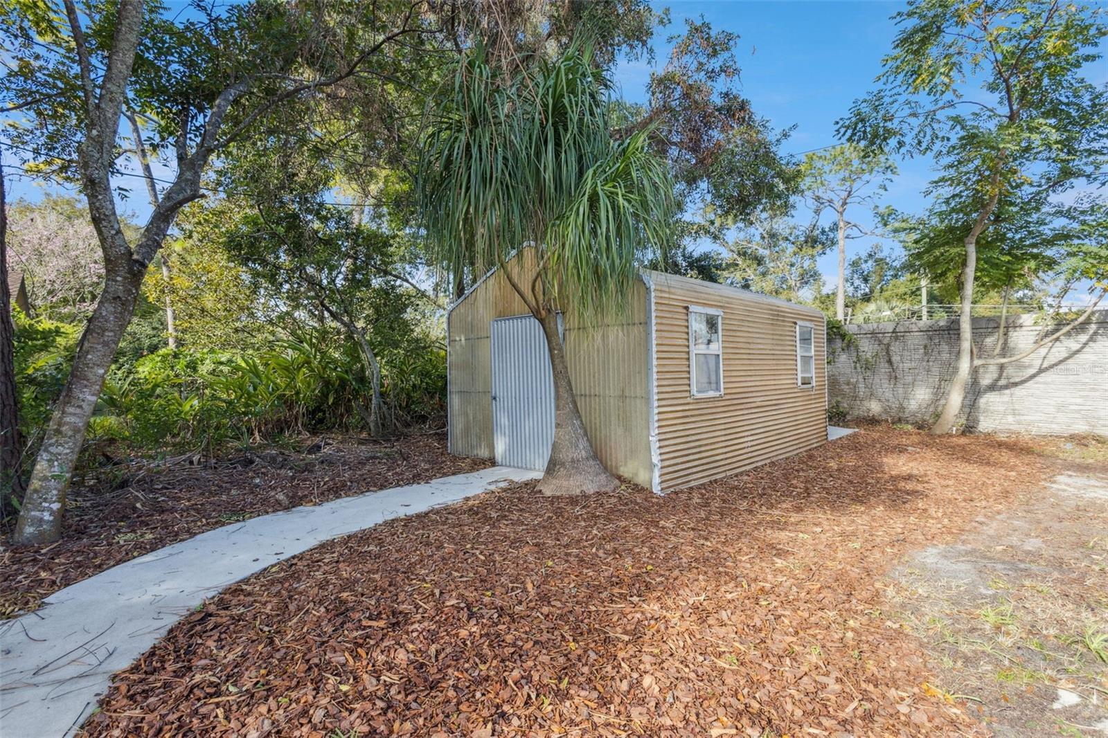 KNOLLWOOD - Residential