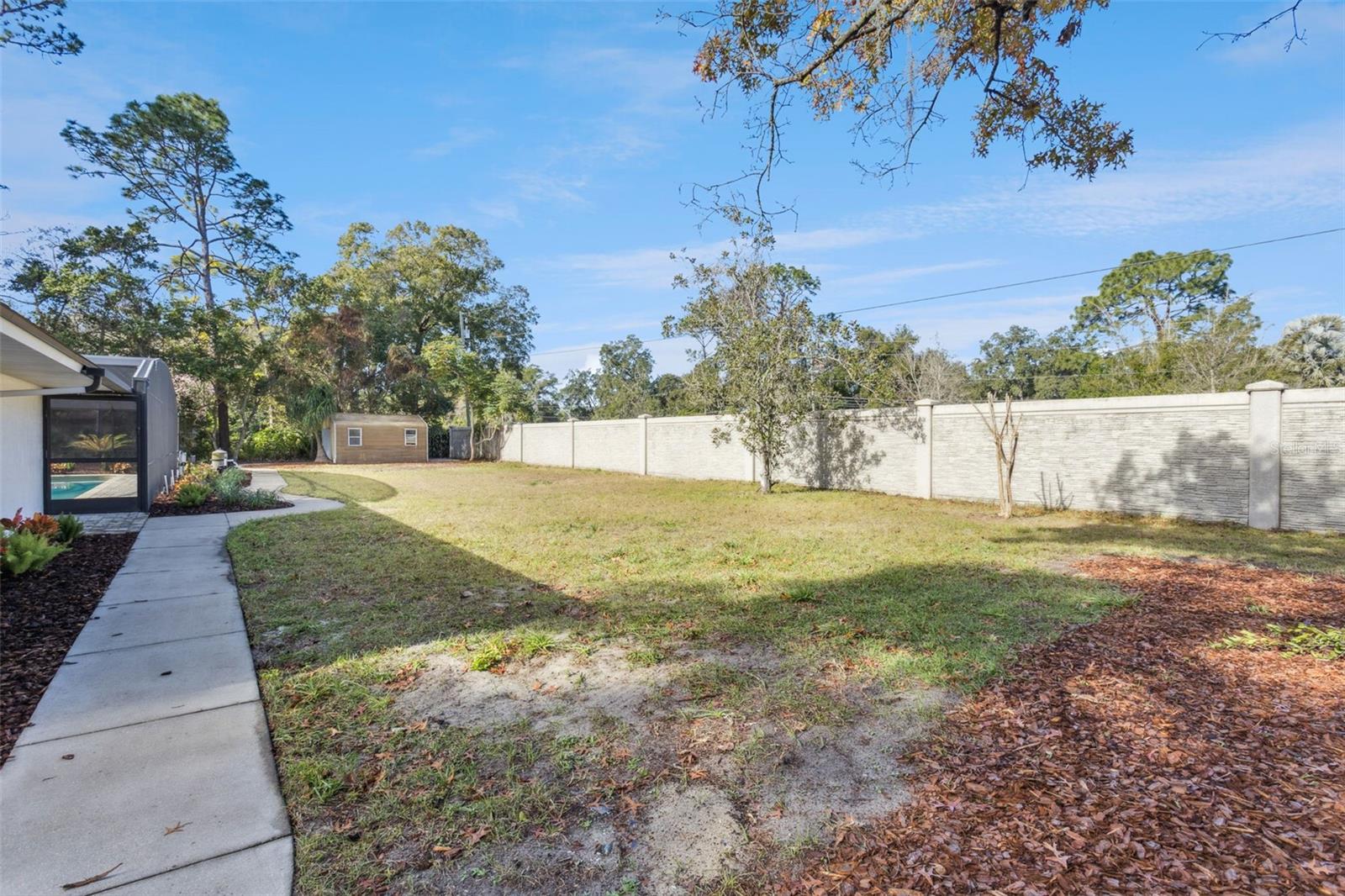 KNOLLWOOD - Residential