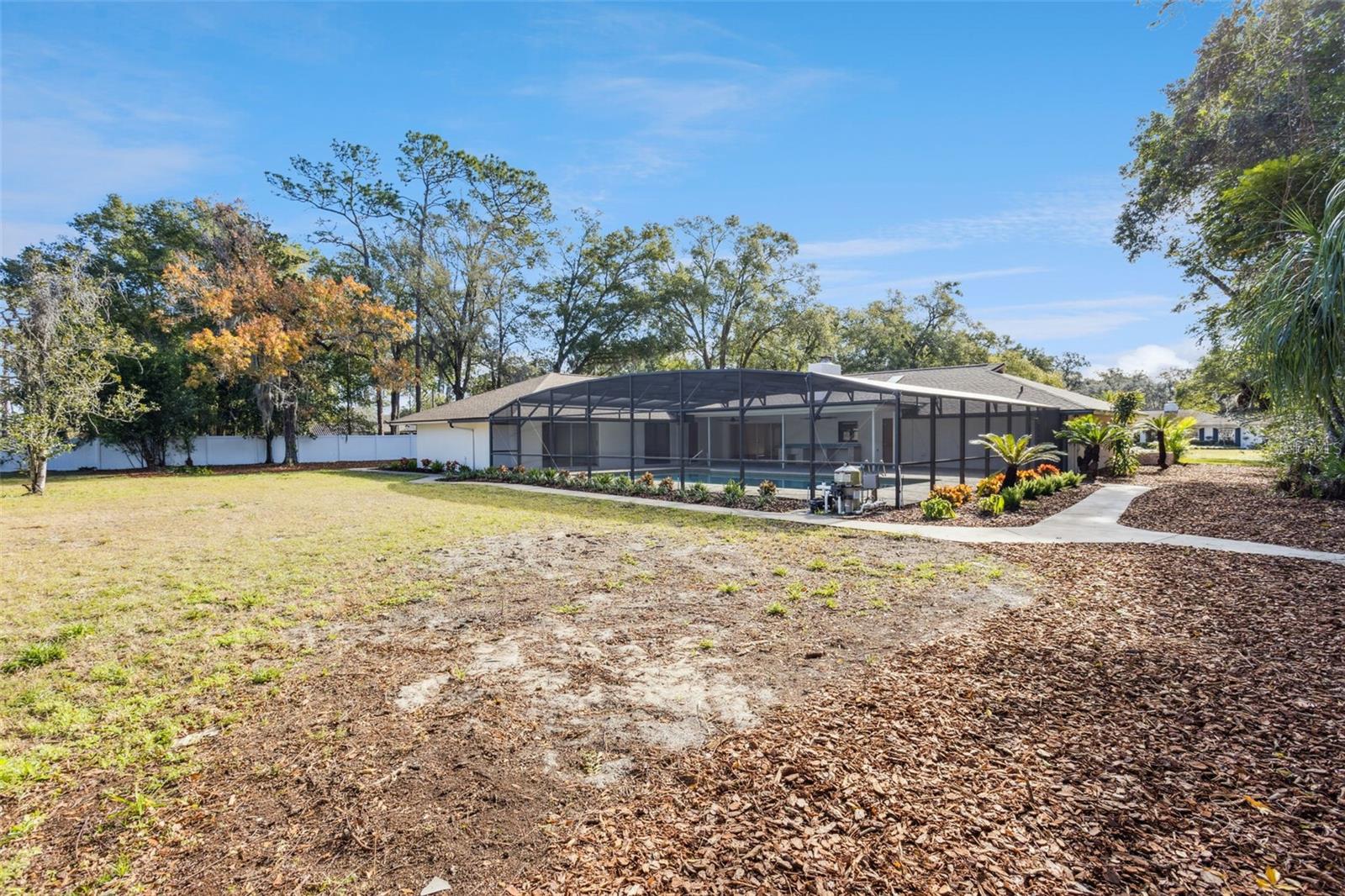 KNOLLWOOD - Residential