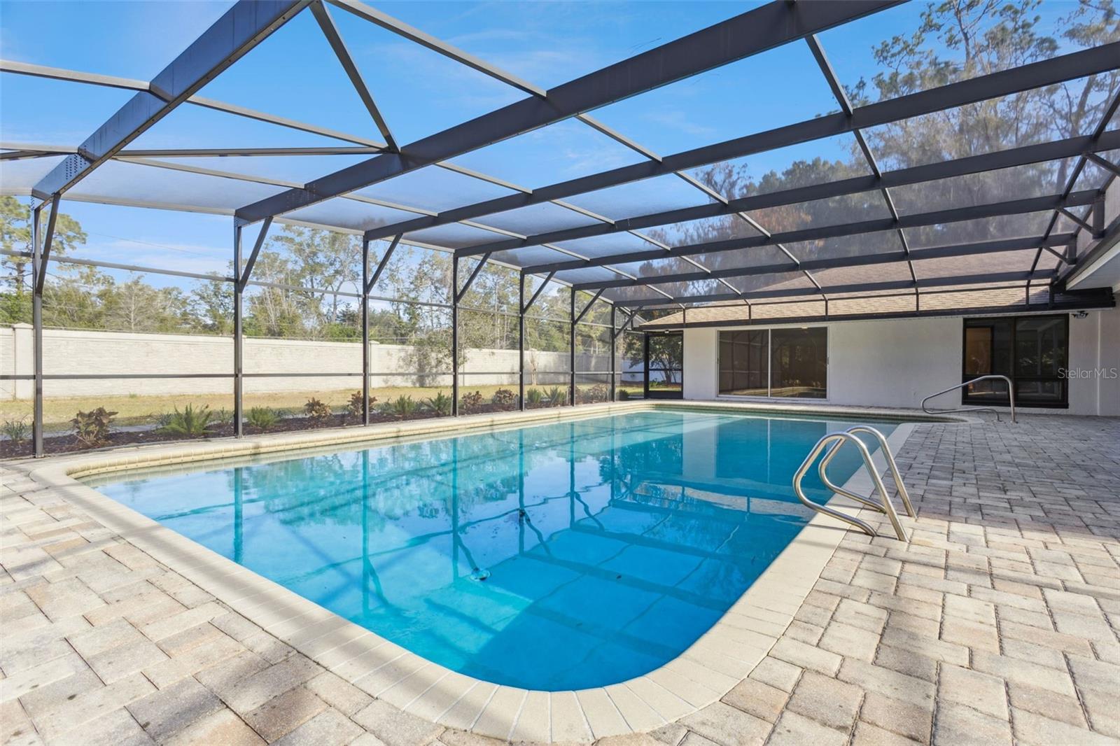 KNOLLWOOD - Residential