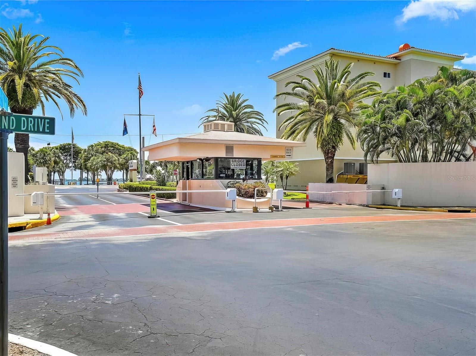 BAY ISLAND GROUP 14 - Residential