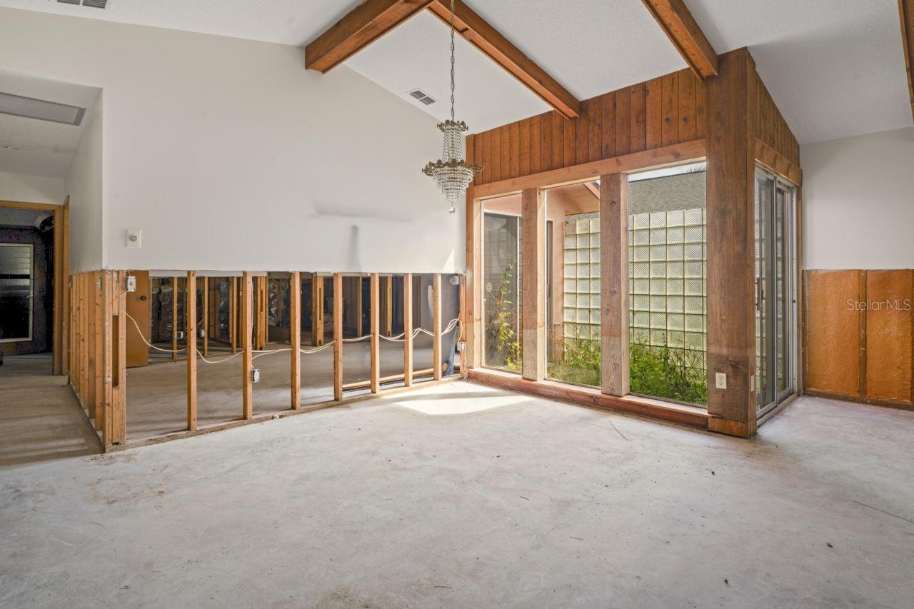 GULF HARBORS WOODLANDS - Residential
