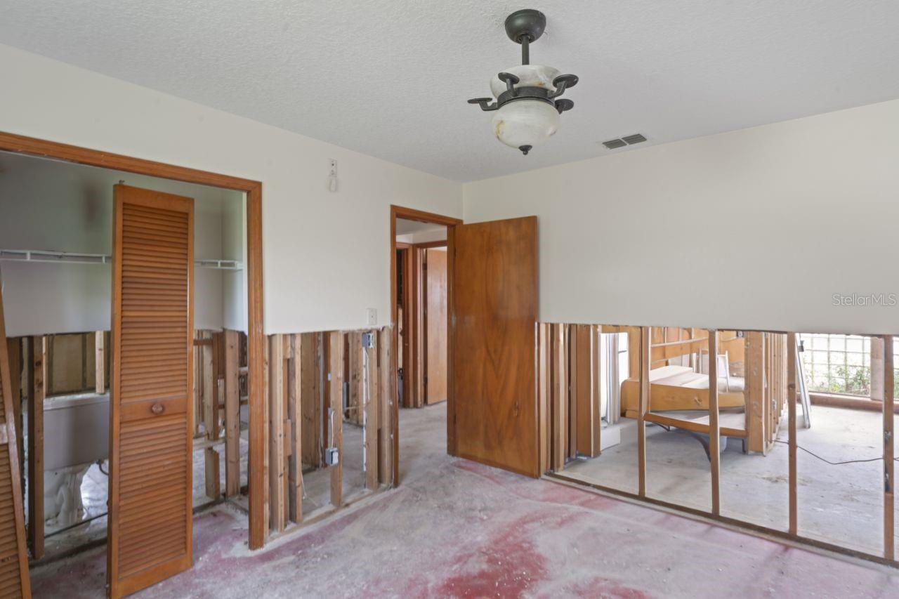 GULF HARBORS WOODLANDS - Residential