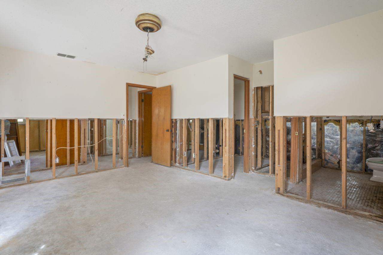 GULF HARBORS WOODLANDS - Residential
