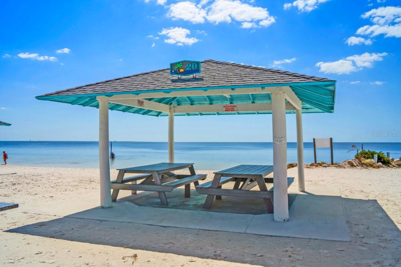 GULF HARBORS WOODLANDS - Residential