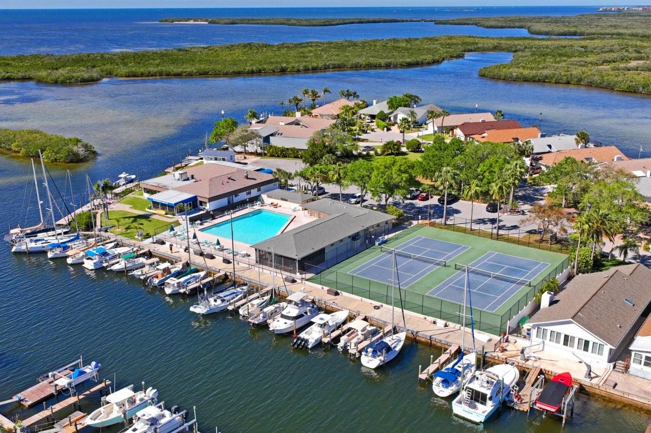 GULF HARBORS WOODLANDS - Residential