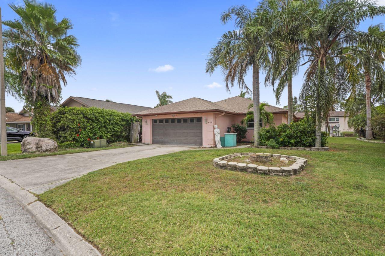 GULF HARBORS WOODLANDS - Residential