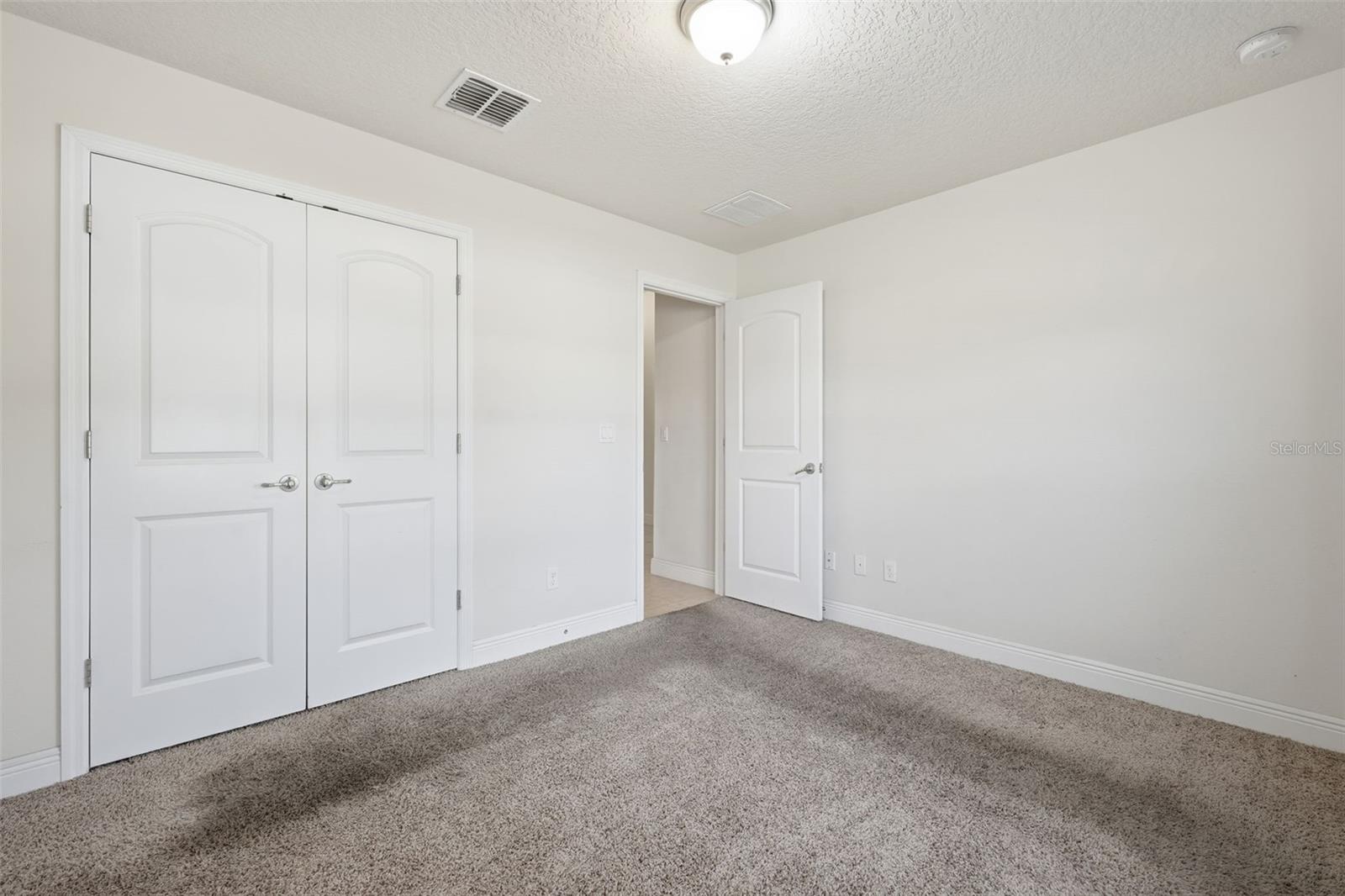 TAVARES CHELSEA OAKS SOUTH - Residential