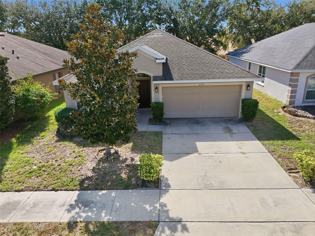 Photo of 2179 Bexley Drive, Tavares, FL 32778 (MLS # G5104612)