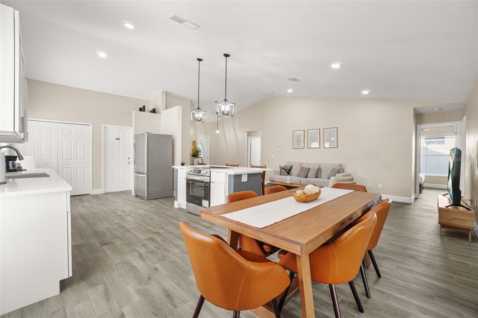 INDIAN RIDGE VILLAS PH 4 - Residential Lease