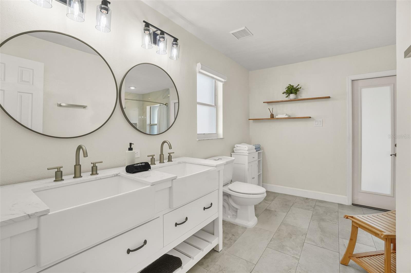 INDIAN RIDGE VILLAS PH 4 - Residential Lease