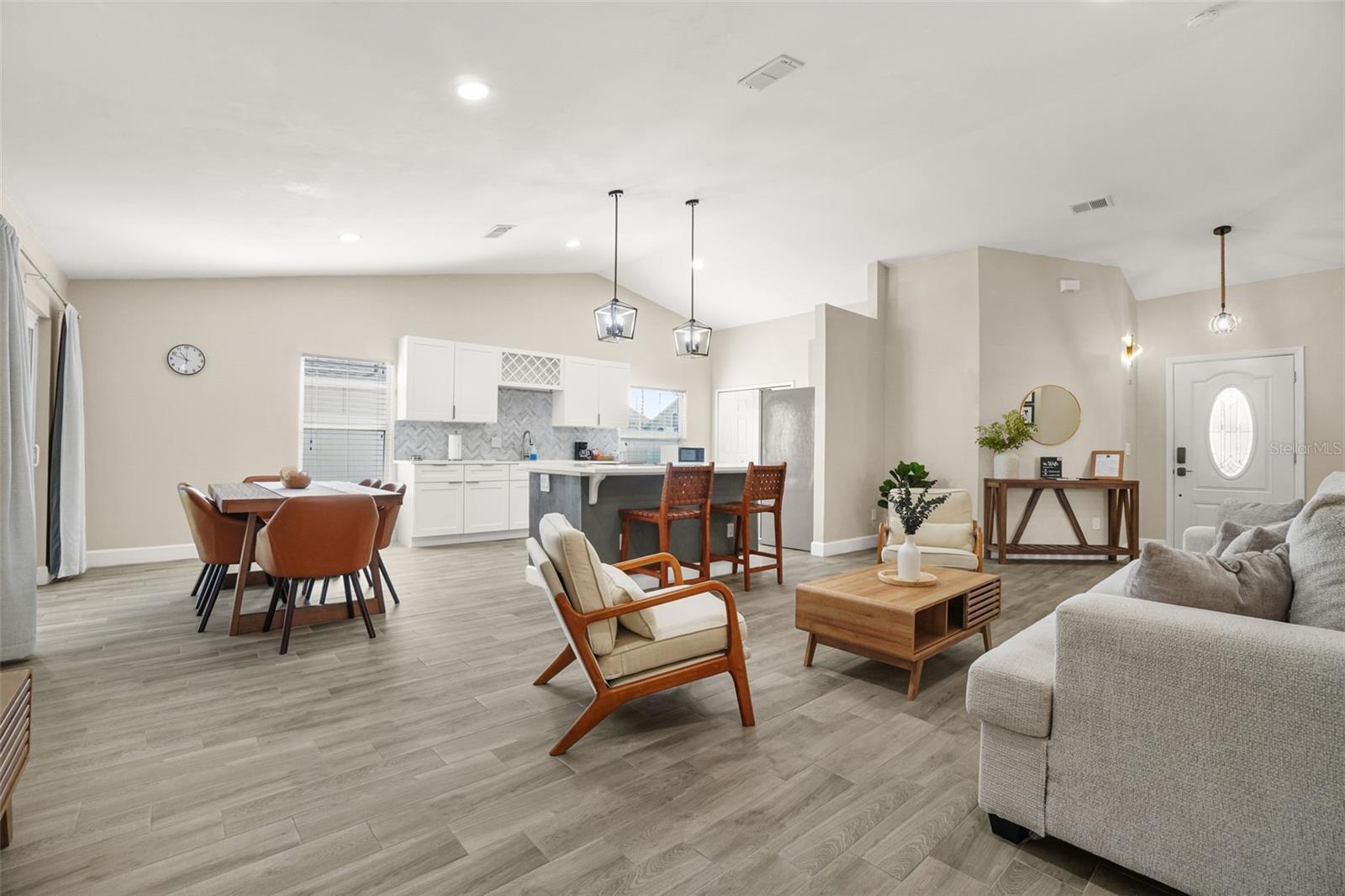 INDIAN RIDGE VILLAS PH 4 - Residential Lease