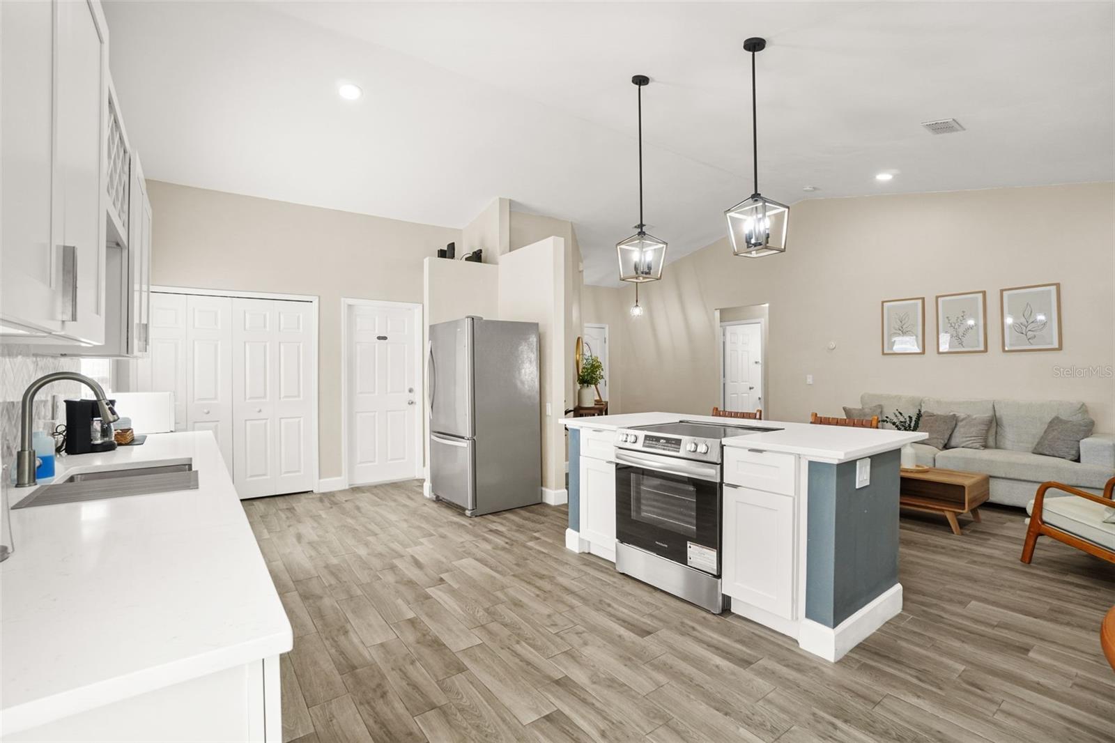 INDIAN RIDGE VILLAS PH 4 - Residential Lease