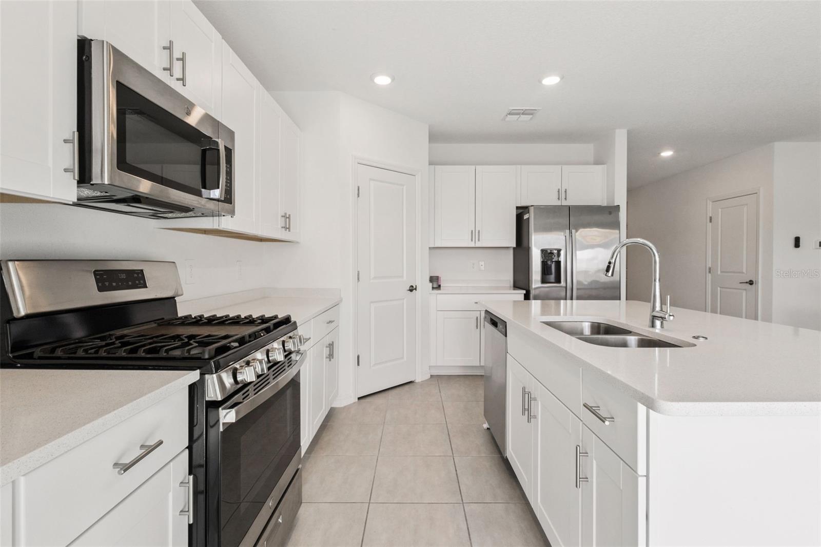 33857 SKY BLOSSOM CIRCLE