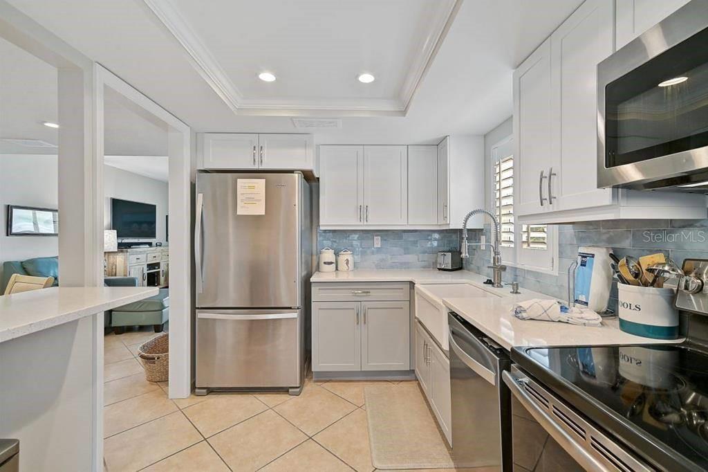 CASA BLANCA VILLAS - Residential Lease