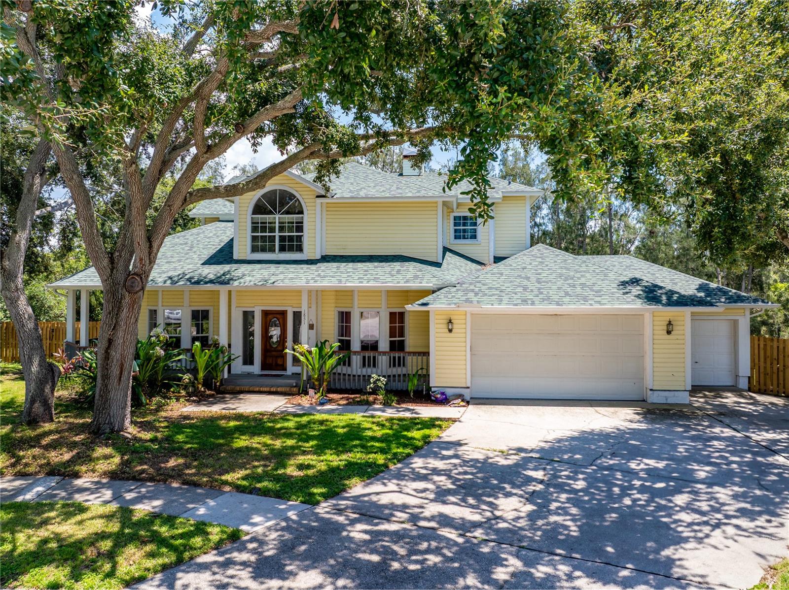 ROSETREE OAKS UNIT II - Residential