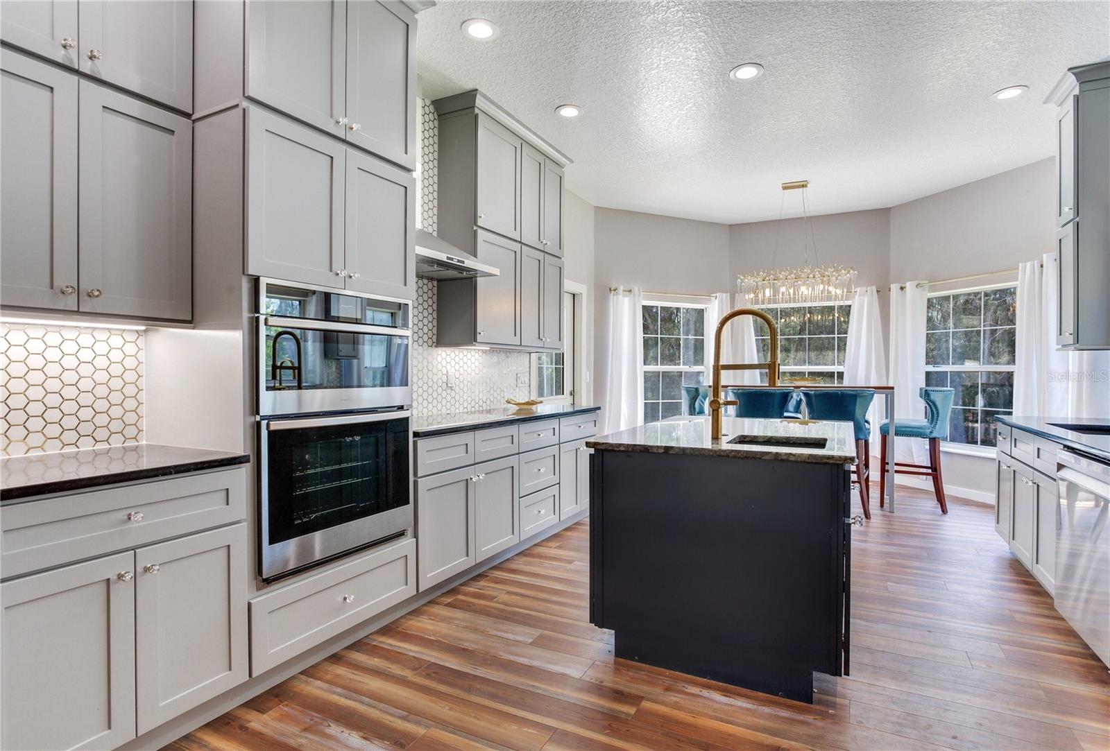 ROSETREE OAKS UNIT II - Residential