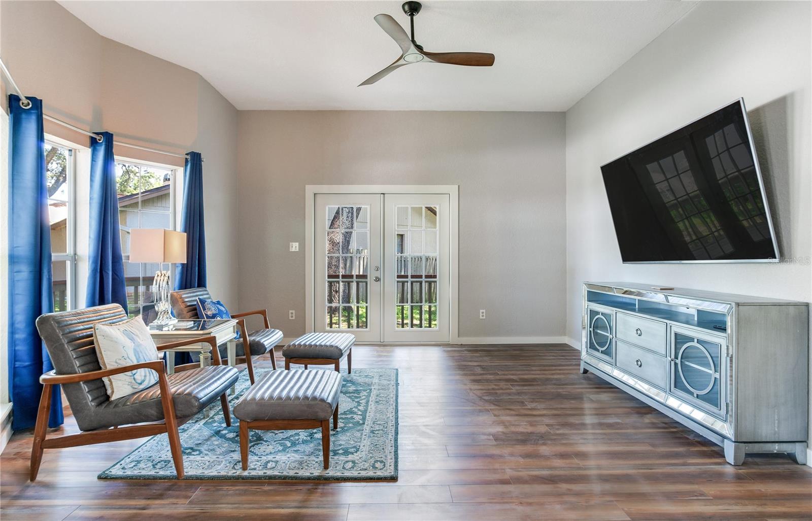 ROSETREE OAKS UNIT II - Residential