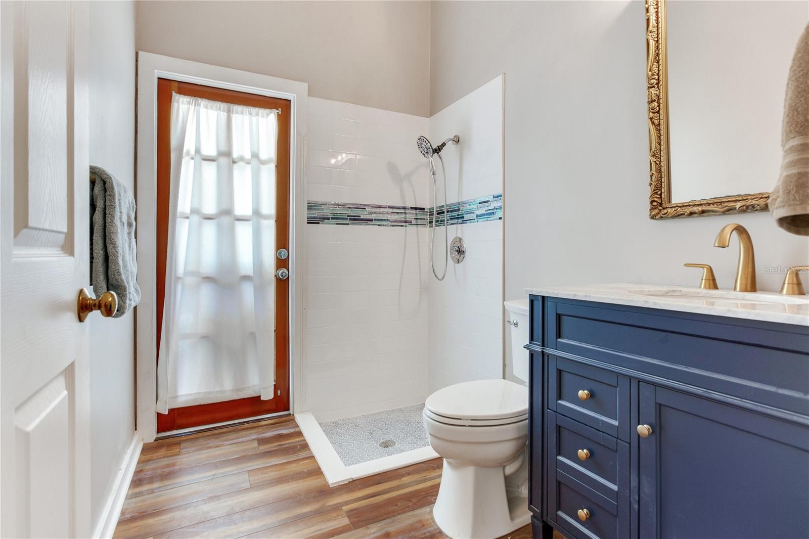 ROSETREE OAKS UNIT II - Residential