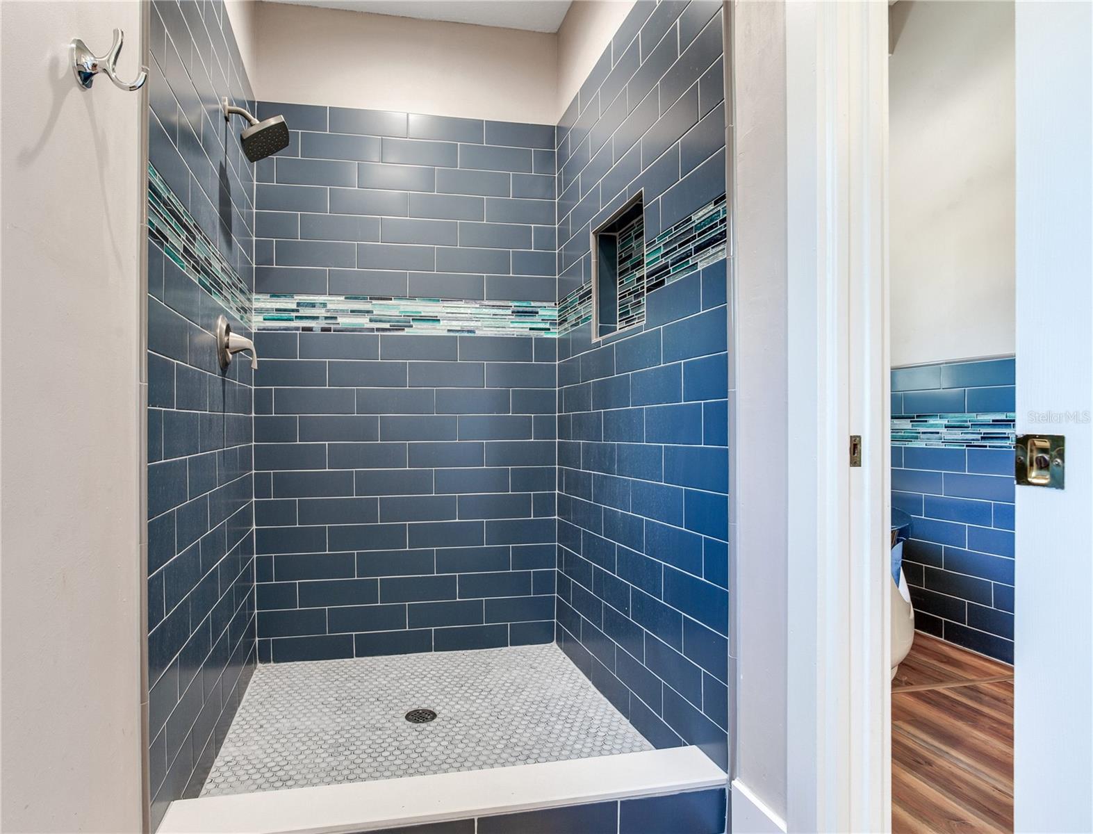 ROSETREE OAKS UNIT II - Residential