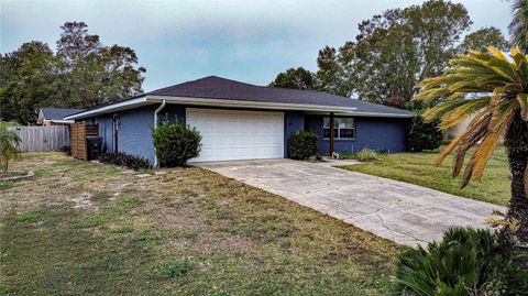 A home in WINTER HAVEN