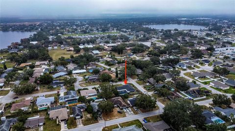 A home in WINTER HAVEN