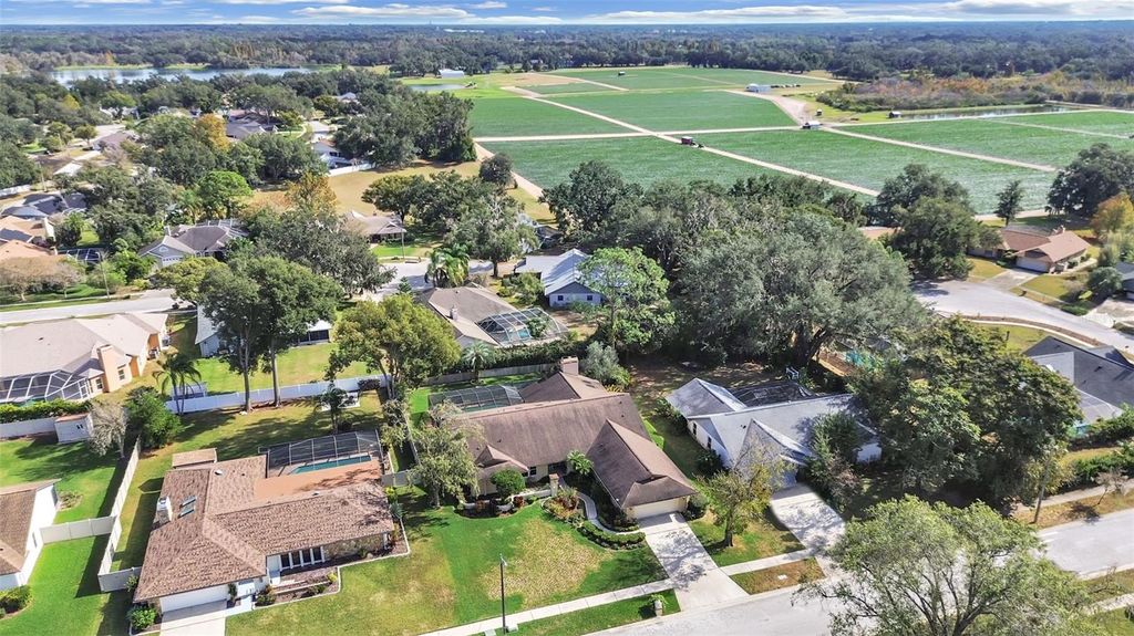 Photo of 305 Running Horse Road, Seffner, FL 33584 (MLS # TB8449747)