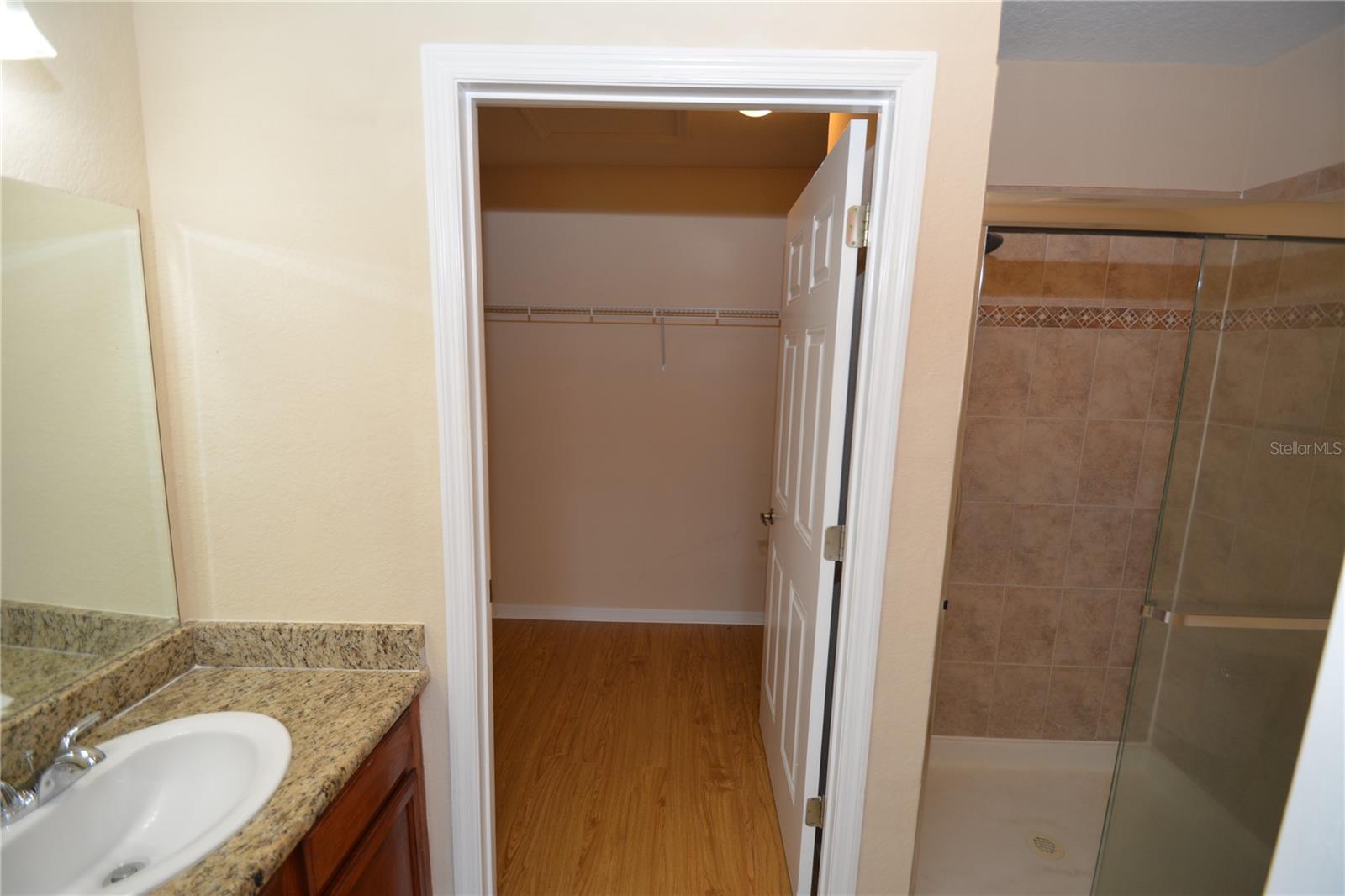 PALM POINTE - Residential