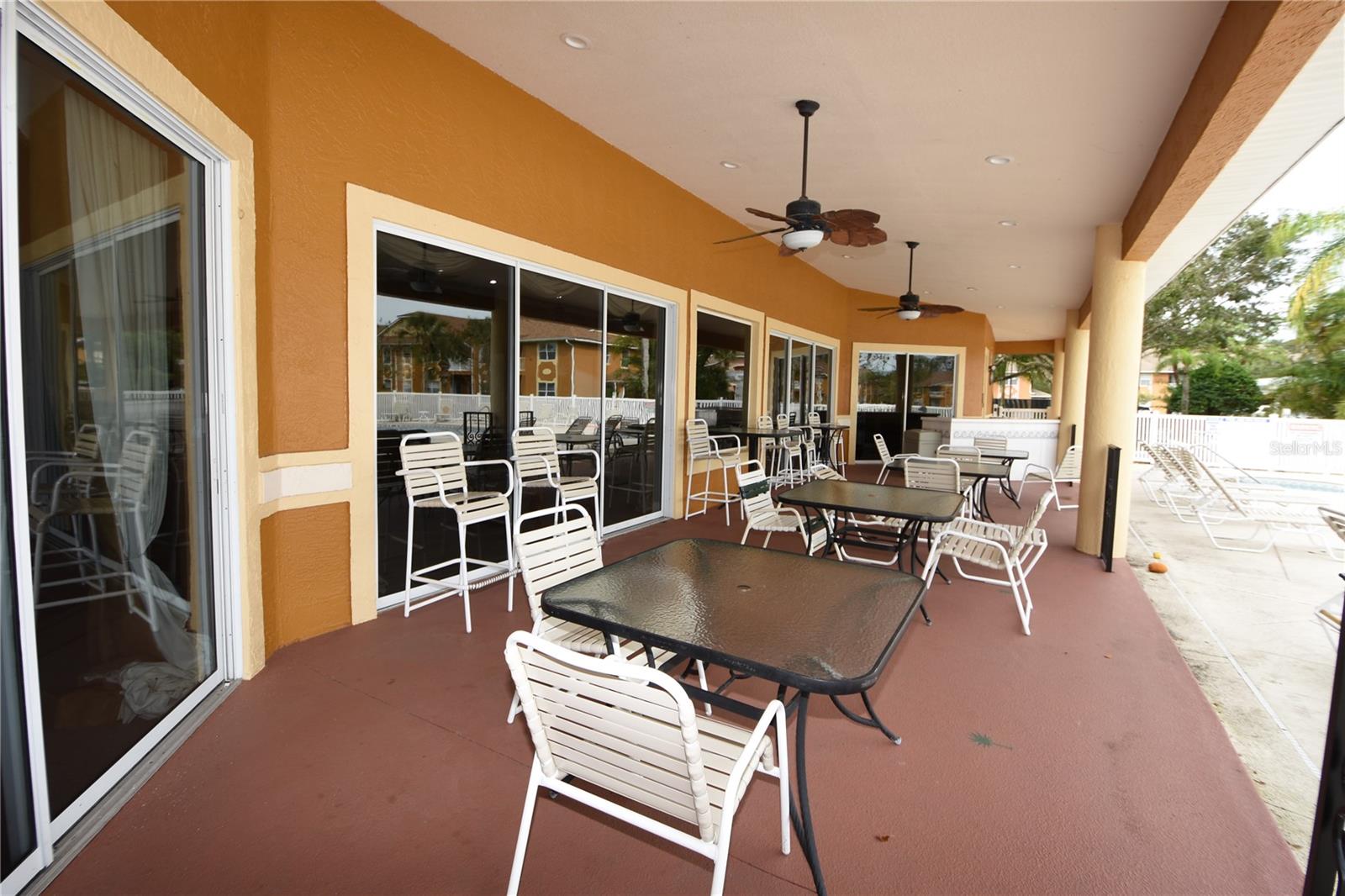 PALM POINTE - Residential