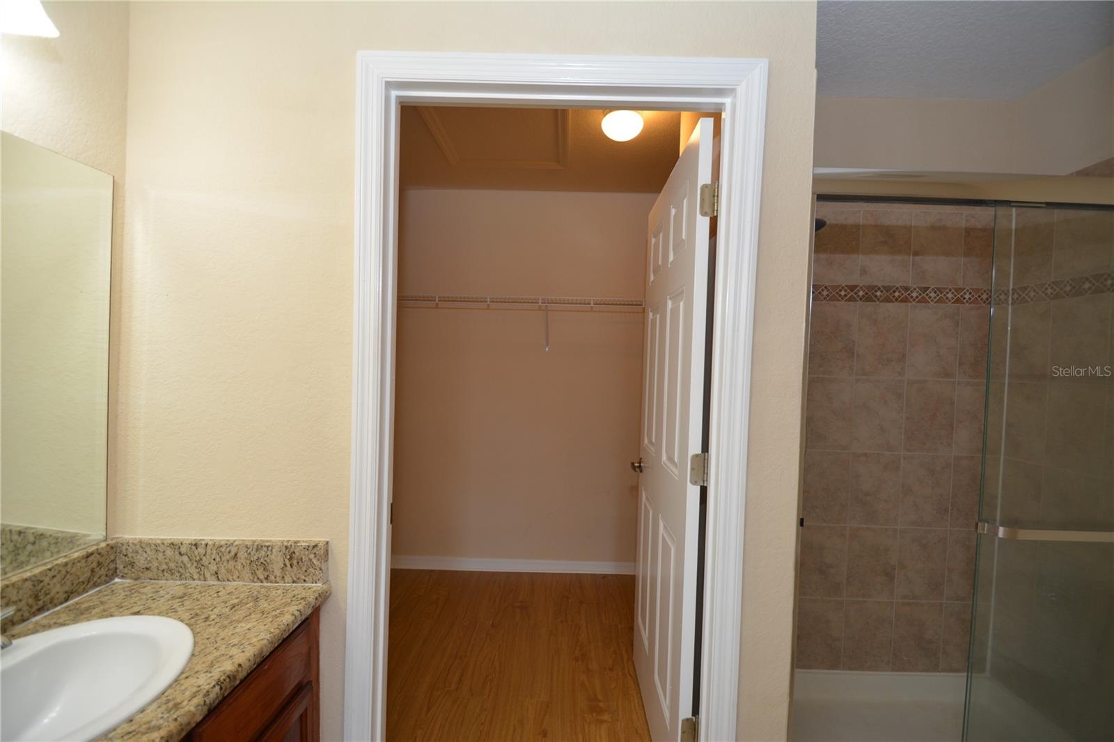 PALM POINTE - Residential