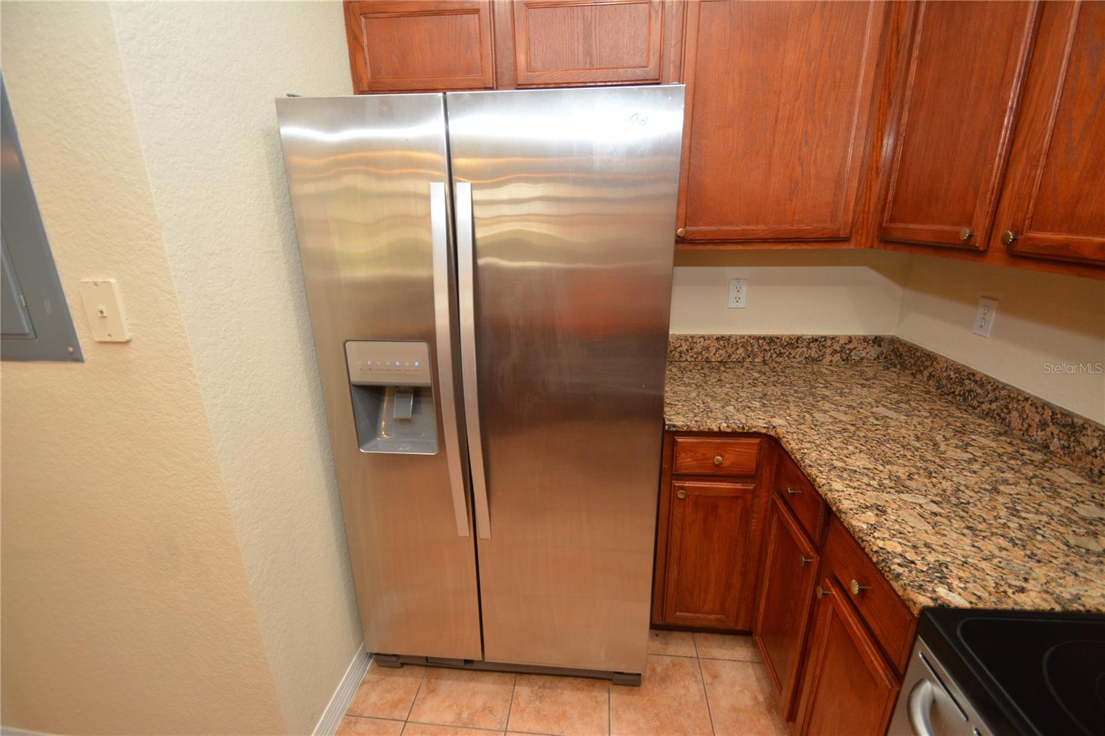 PALM POINTE - Residential