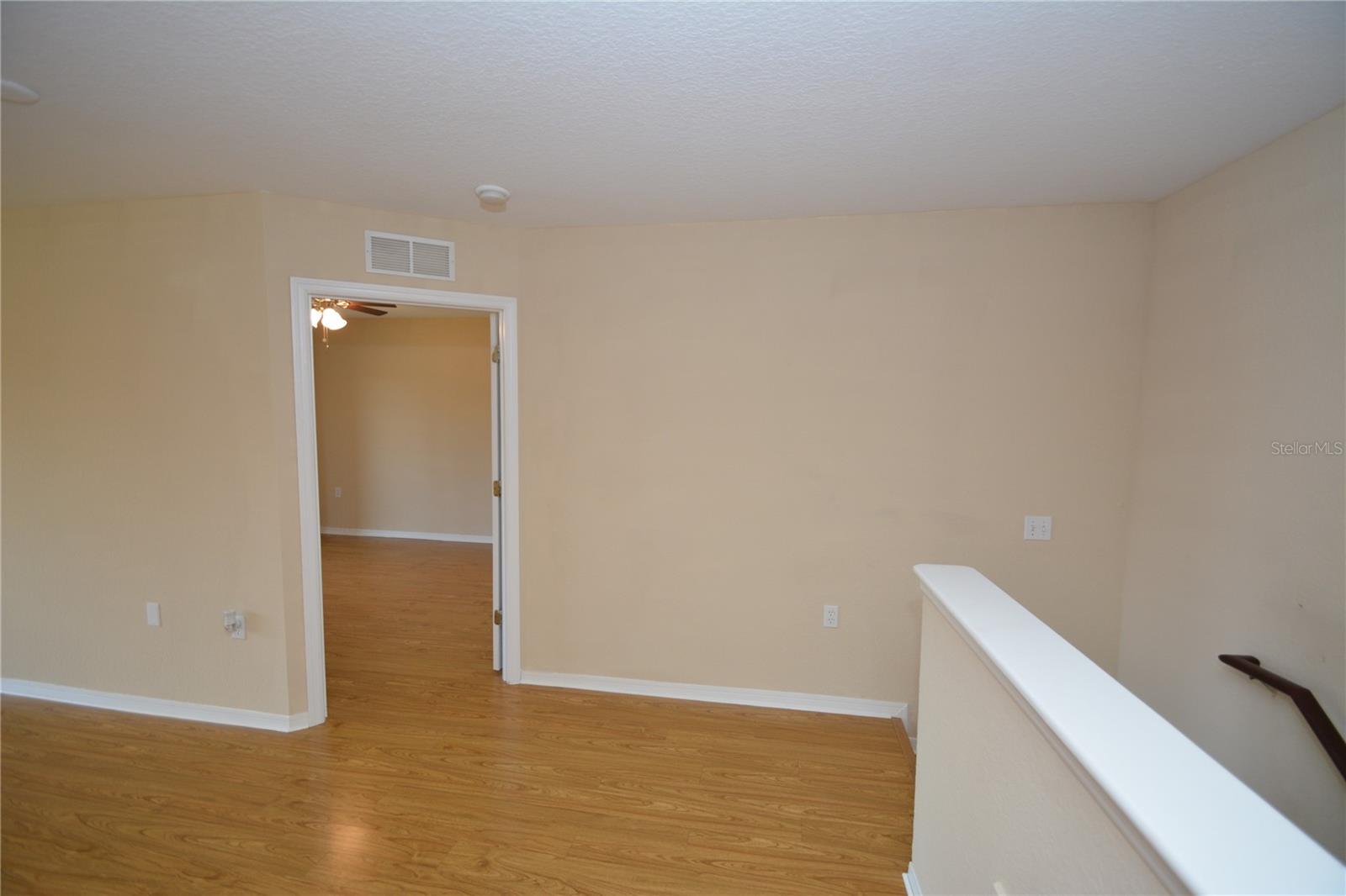 PALM POINTE - Residential