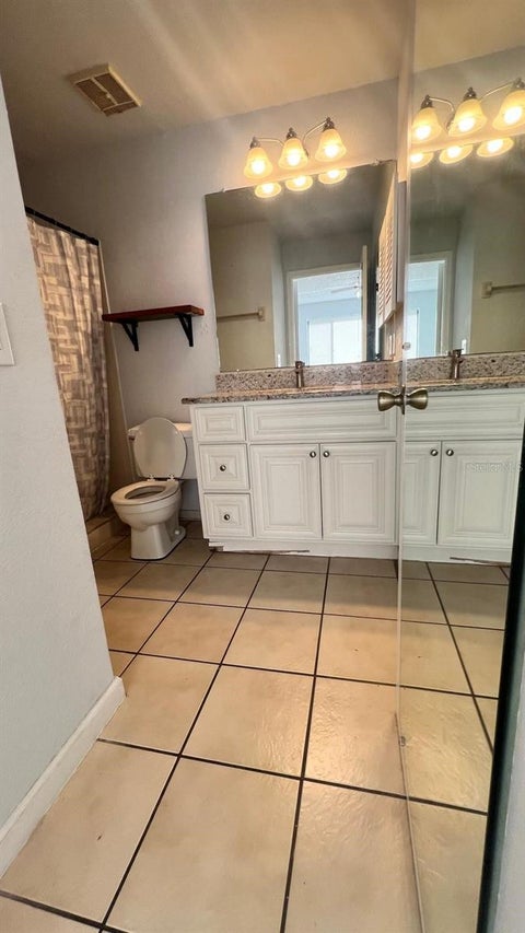 2740 Oak Park Way 102, Orlando, FL 32822