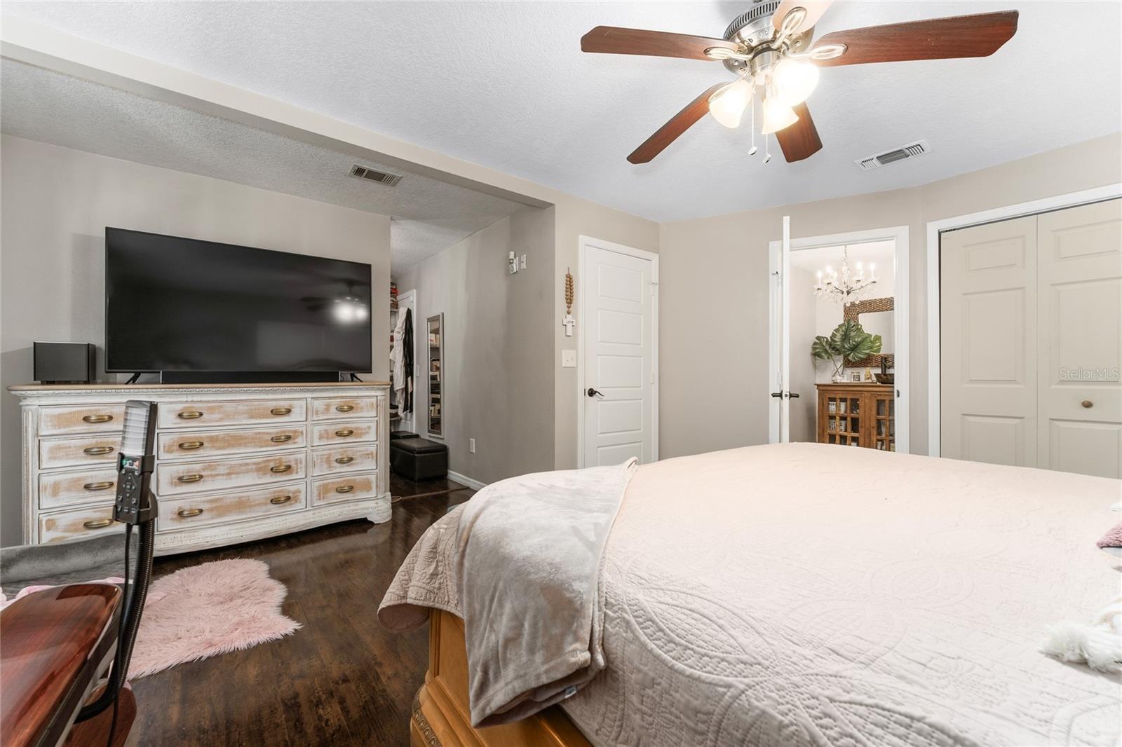 STERLING OAKS - Residential