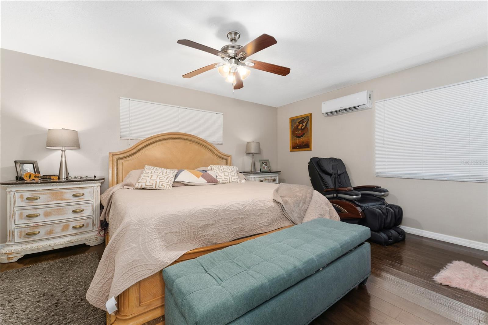 STERLING OAKS - Residential