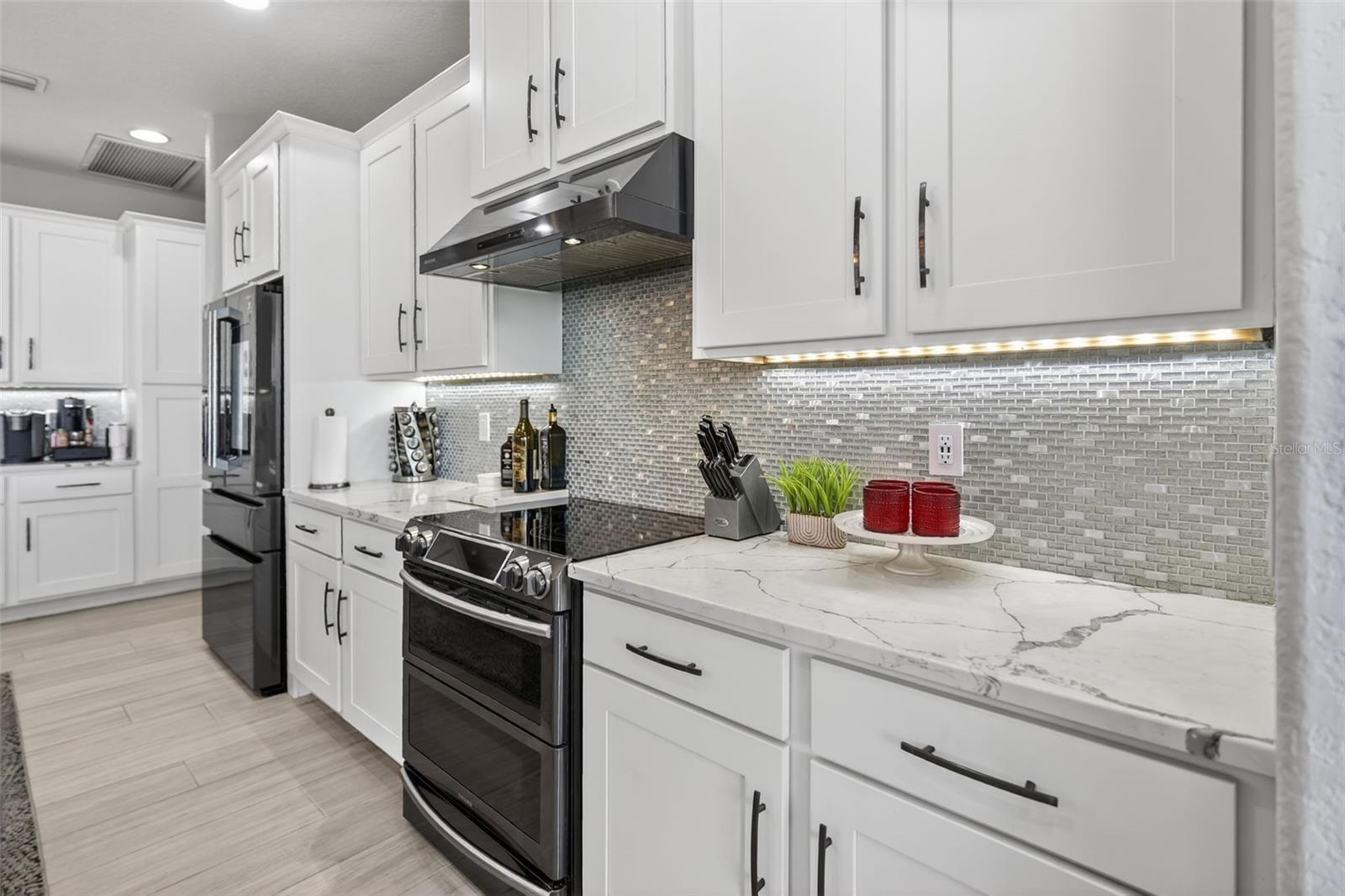 SCENIC VIEW ESTATES - Residential