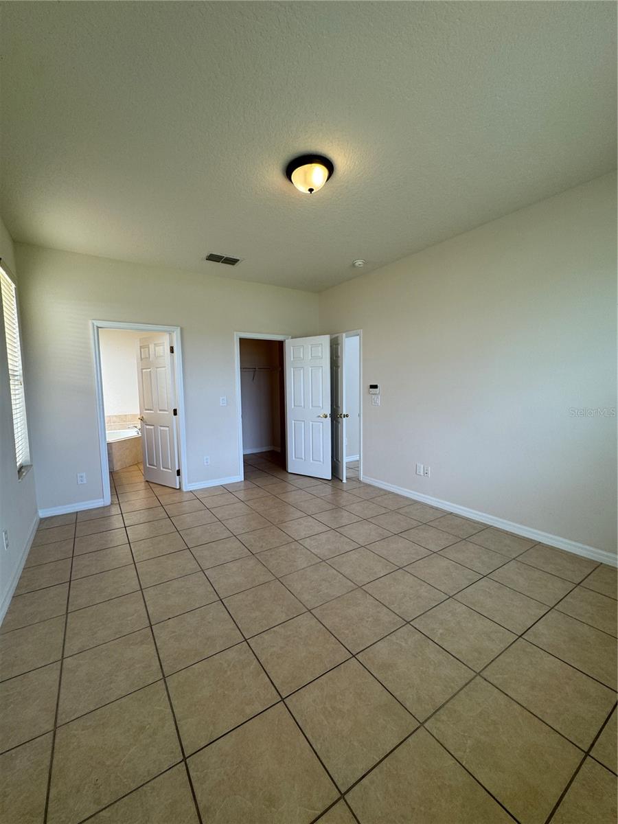 EAGLE CREEK - Residential Lease