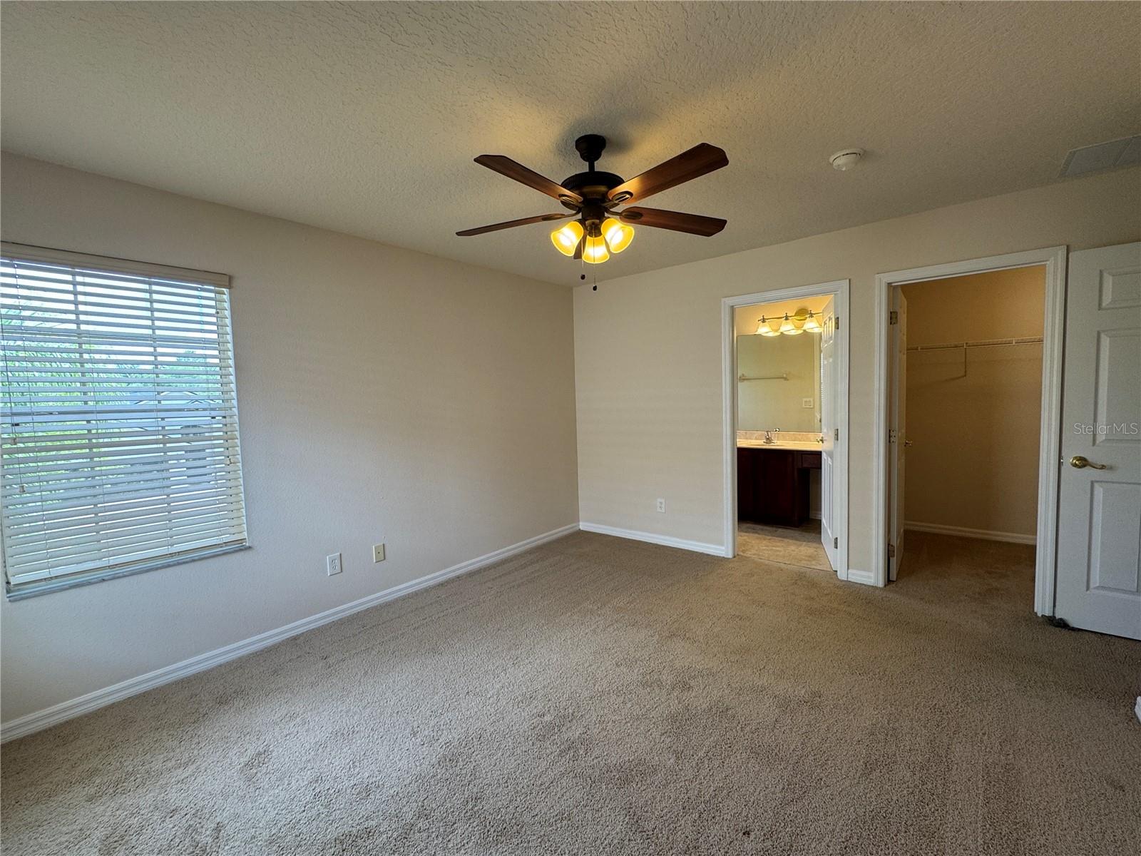 EAGLE CREEK - Residential Lease