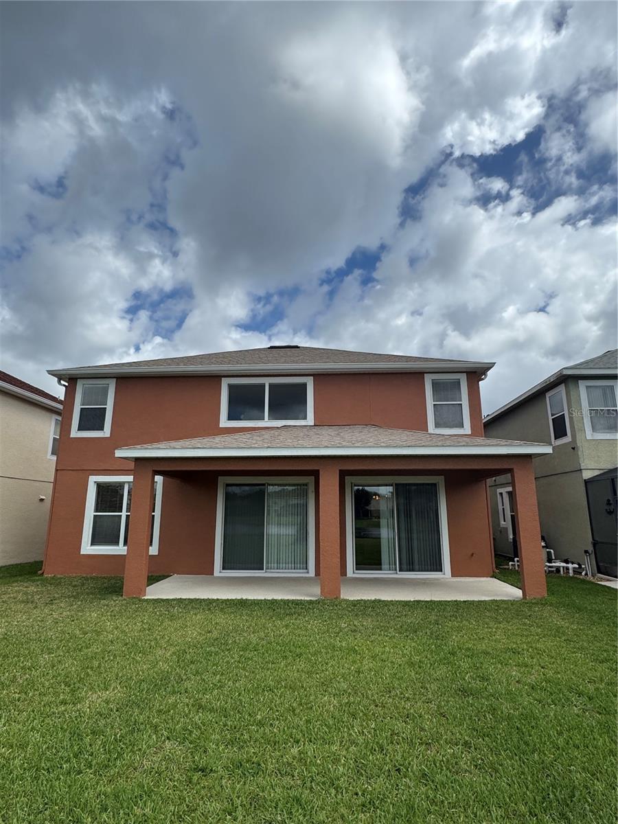 EAGLE CREEK - Residential Lease