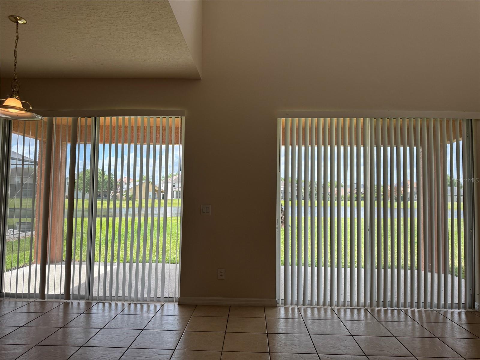 EAGLE CREEK - Residential Lease