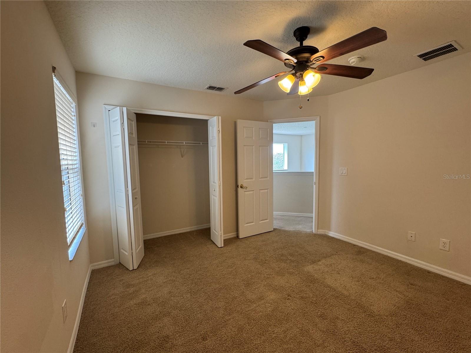 EAGLE CREEK - Residential Lease