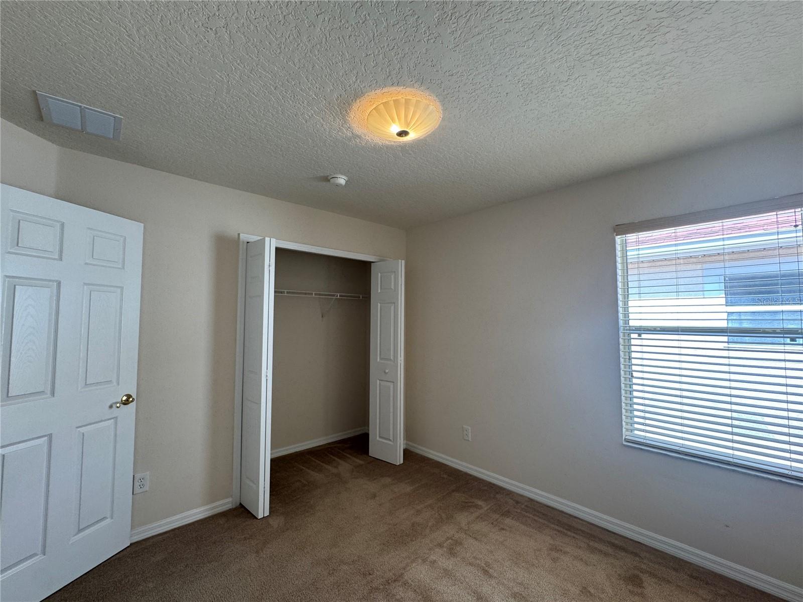 EAGLE CREEK - Residential Lease