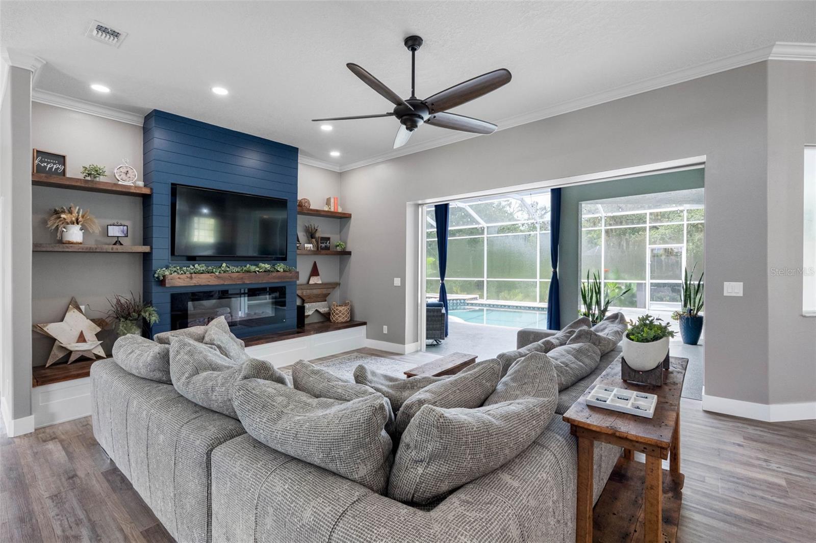 1079 RIVERSIDE RIDGE ROAD