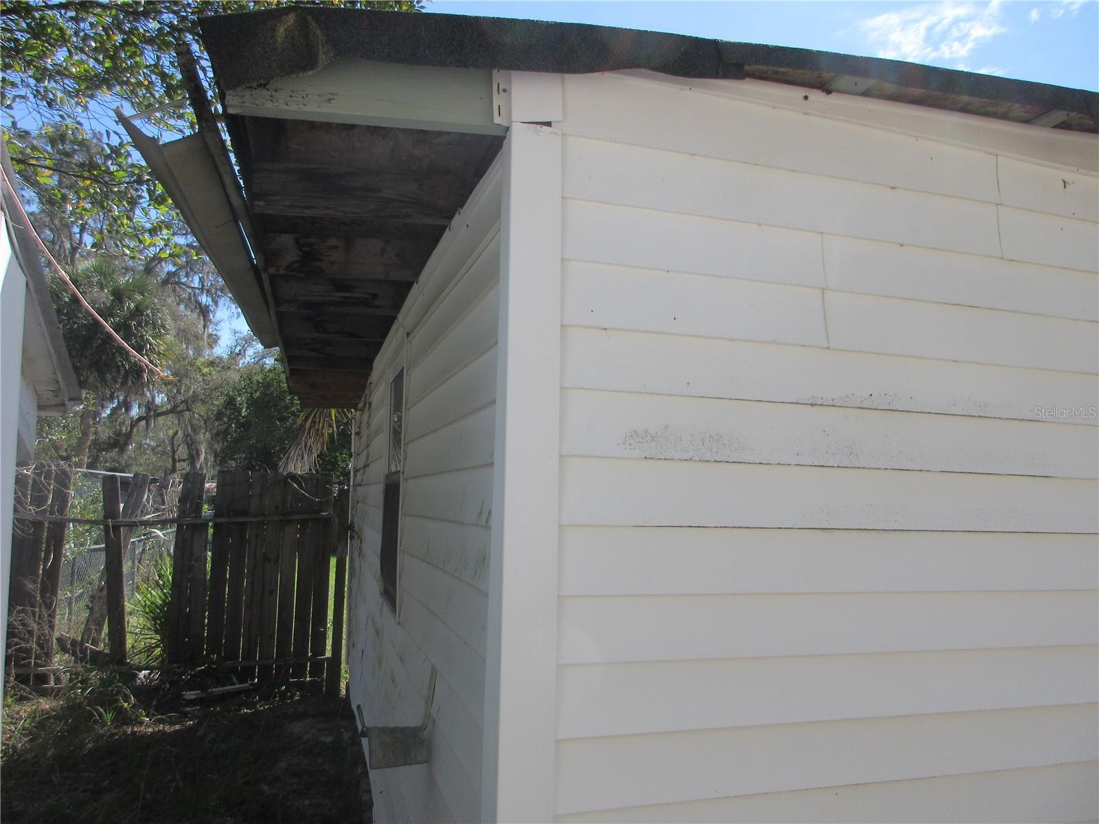 EAST MARION ESTATE - Residential