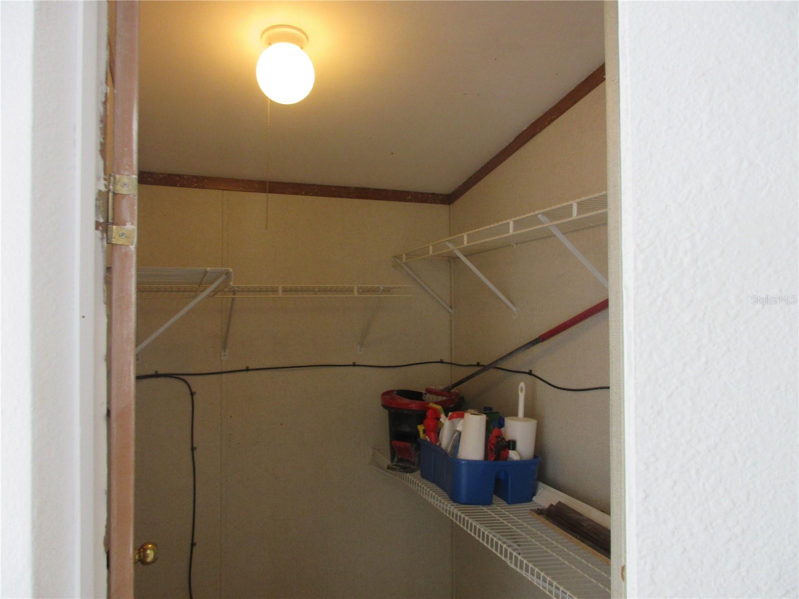 EAST MARION ESTATE - Residential