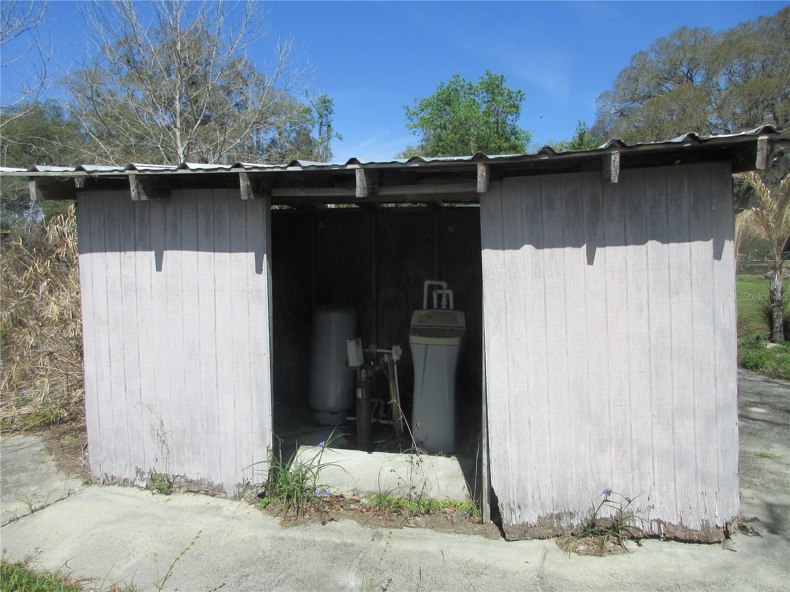 EAST MARION ESTATE - Residential