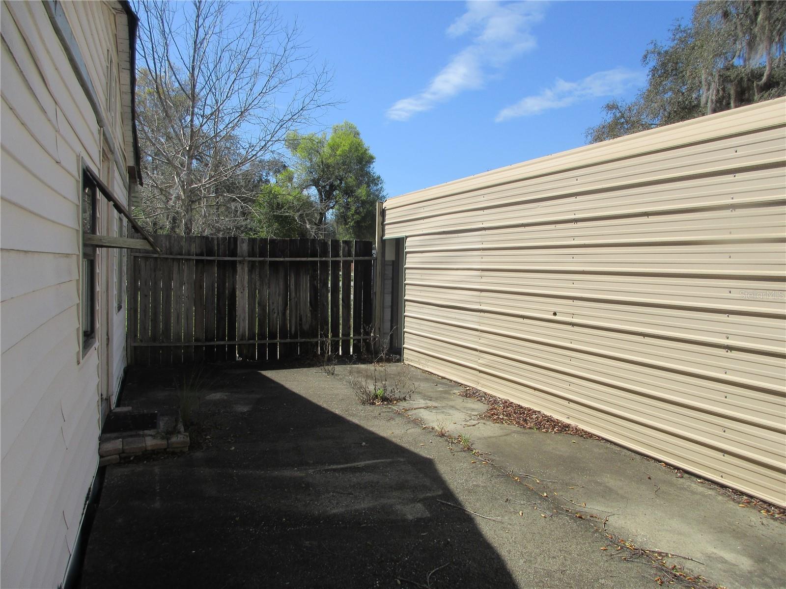 EAST MARION ESTATE - Residential